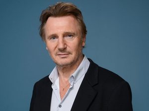 Лиам Нисон станет уборщиком снега