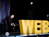 Realist Web Fest:  ,      
