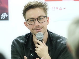 С любовью, друг: Александр Петров, Марина Доможирова и Алёна Чехова