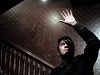 Дмитрий Глуховский: «Патриархальное общество сейчас переживает очень серьёзное потрясение» 
фотографии