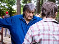 Александр Велединский: «Пока мы спрашиваем «ты за красных или за белых», жизнь в стране к лучшему не изменится» 
фотографии