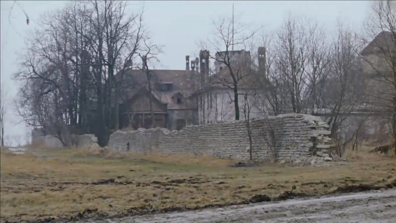 "     " (1979-1986)